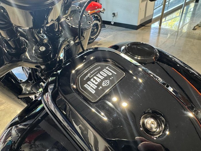 2025 Harley-Davidson Breakout 117 (FXBR) Softail Black