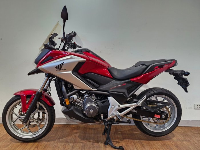 2017 Honda NC750XA RED
