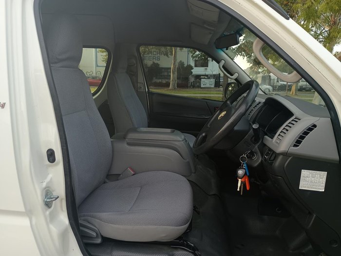 2008 Toyota Hiace Commuter