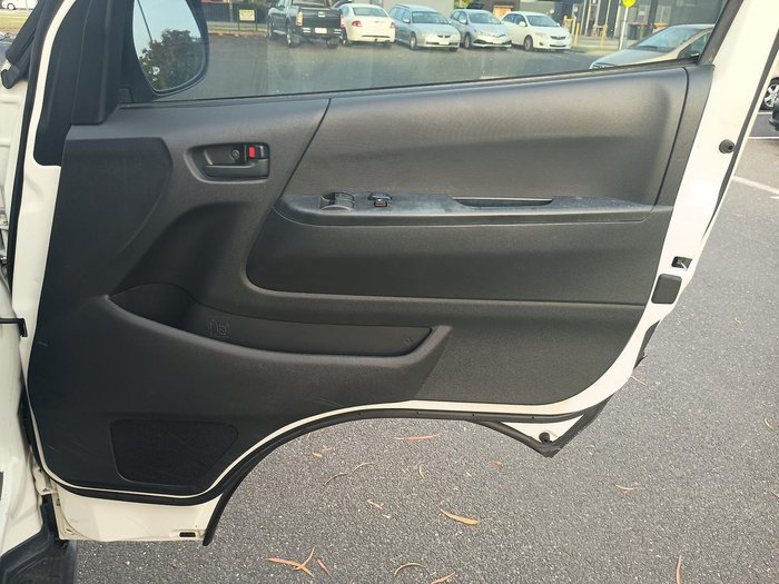 2008 Toyota Hiace Commuter
