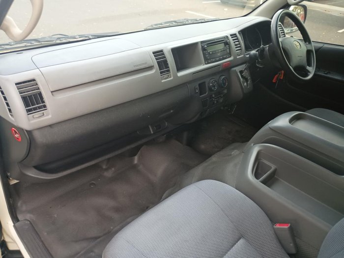 2008 Toyota Hiace Commuter