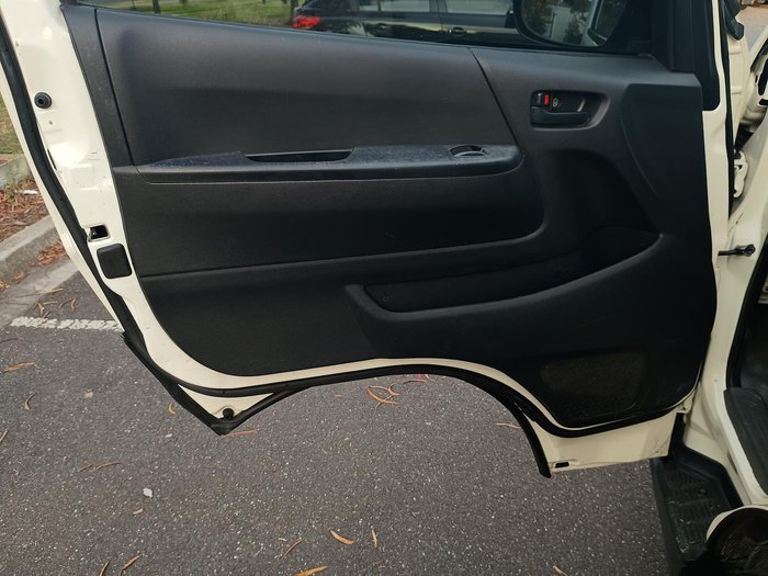 2008 Toyota Hiace Commuter
