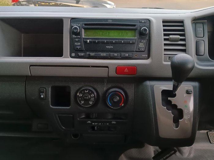 2008 Toyota Hiace Commuter