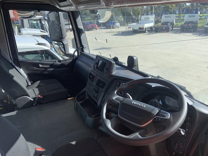 2024 Iveco S-Way AD270