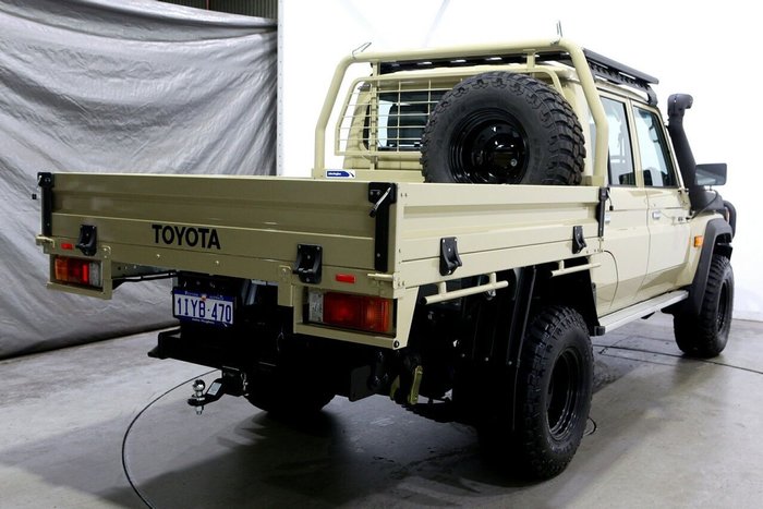 2025 Toyota Landcruiser GXL