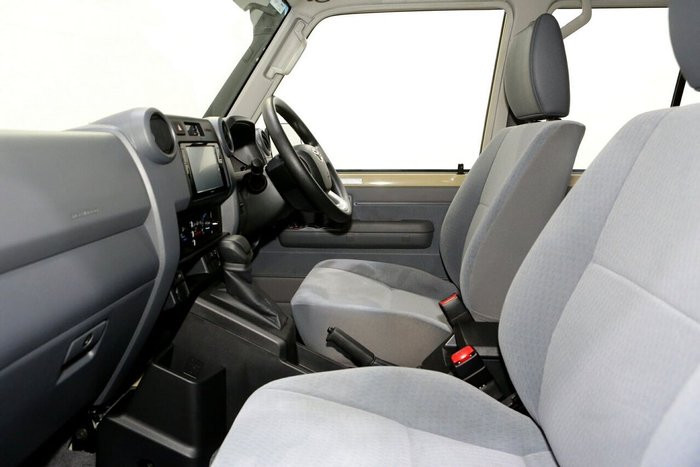 2025 Toyota Landcruiser GXL