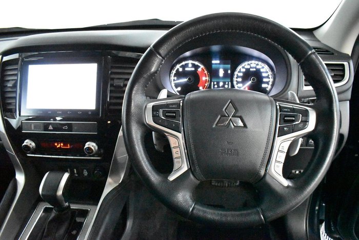 2021 Mitsubishi Pajero Sport GLS