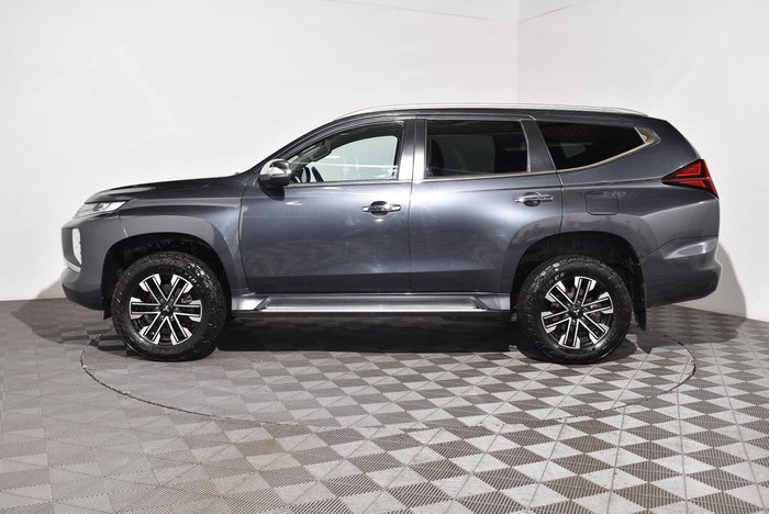 2021 Mitsubishi Pajero Sport GLS
