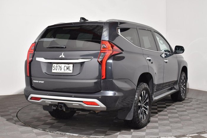 2021 Mitsubishi Pajero Sport GLS