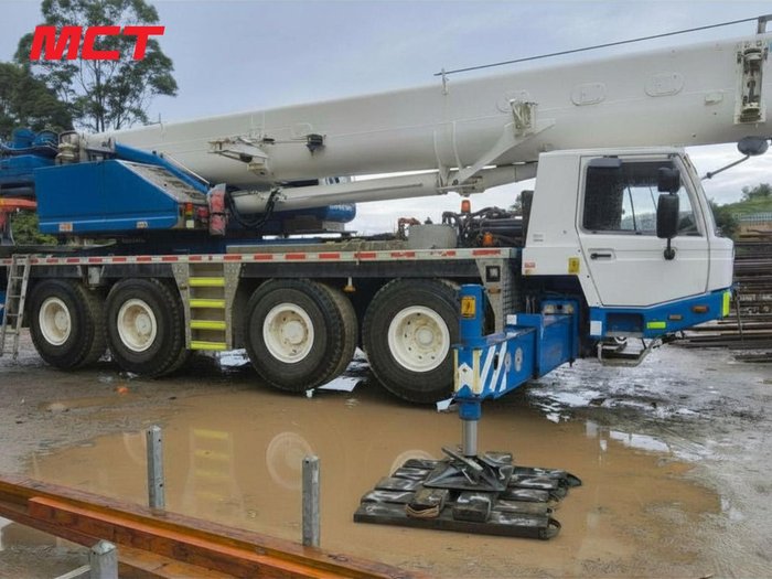 2011 Tadano Atf90g-4
