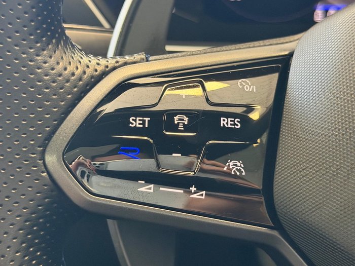 2022 Volkswagen Tiguan R Grid Edition