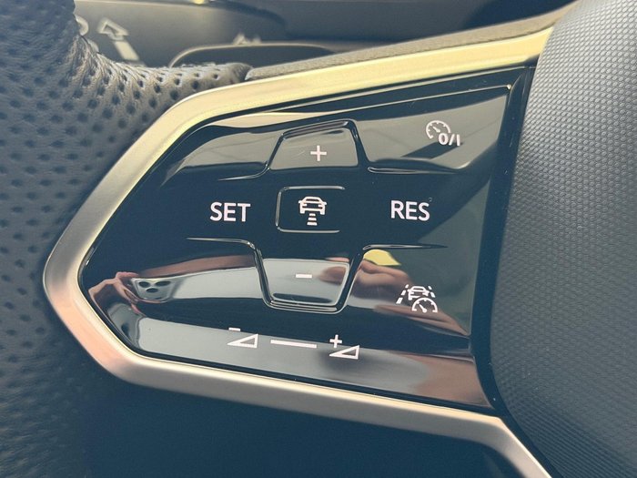 2022 Volkswagen Tiguan 147TDI R-Line