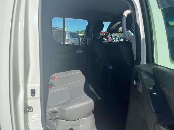 2012 Nissan Navara ST-X D40 Series 5 4X4 Dual Range Arctic White