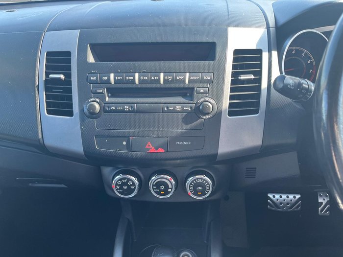 2011 Mitsubishi Outlander VR ZH MY11 4X4 On Demand Effect Grey