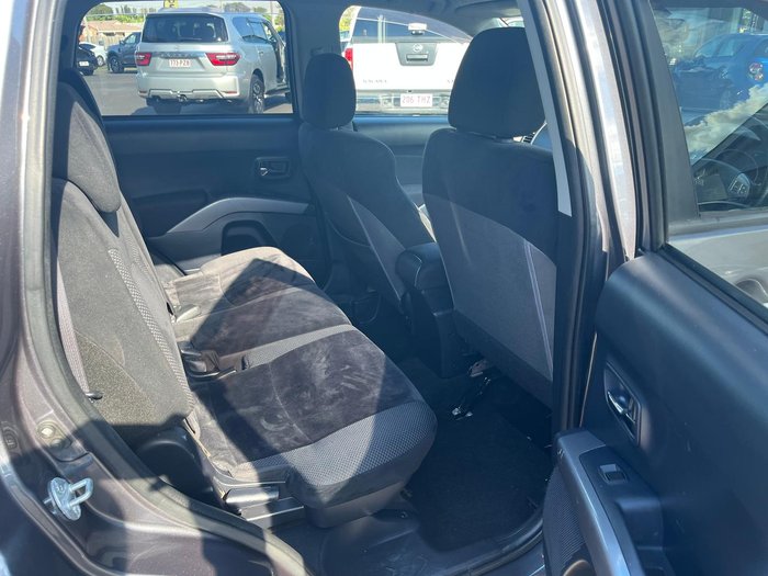 2011 Mitsubishi Outlander VR