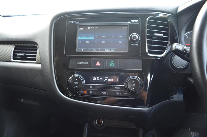 2016 Mitsubishi Outlander LS