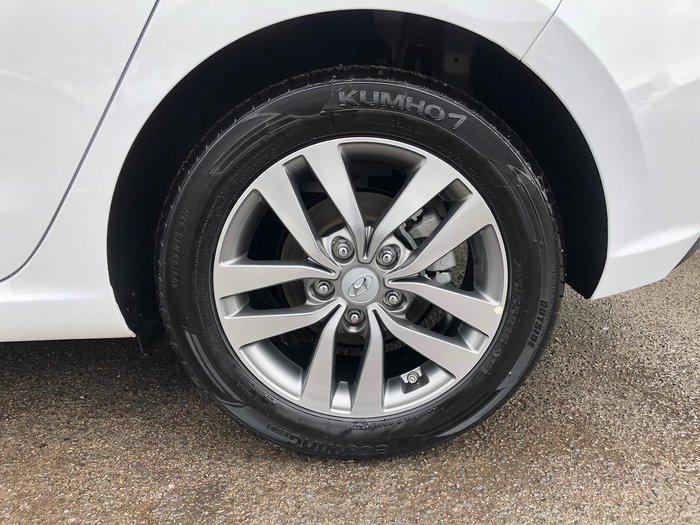 2018 Hyundai i30 Active PD MY18 Polar White