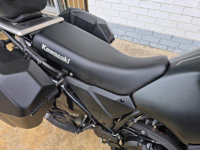 2023 Kawasaki KLR650 (KL650) ADVENTURE GRAYSTONE/FURNACE ORANGE