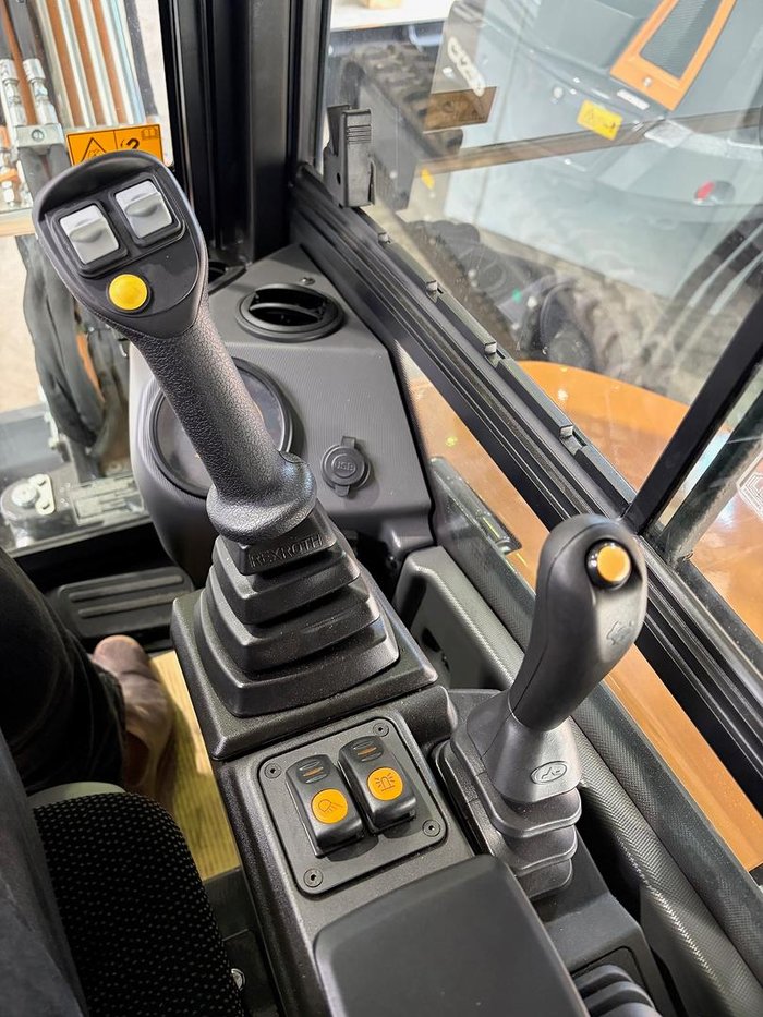 2025 CASE Cx35d Mini Excavator