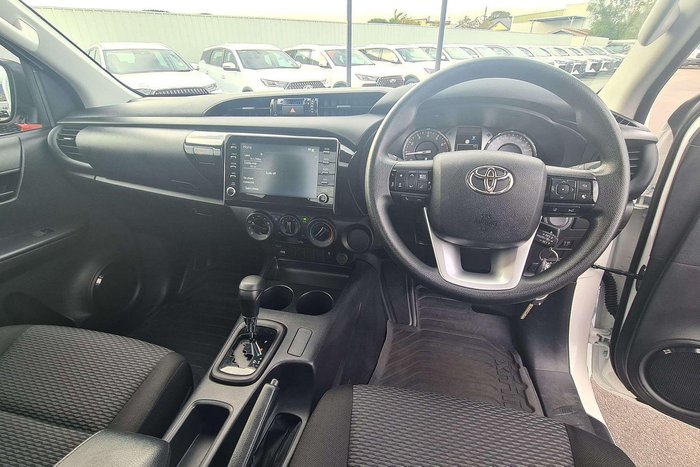 2025 Toyota Hilux Workmate