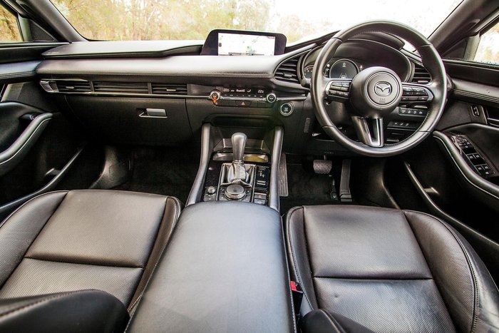2023 Mazda 3 G20 Touring