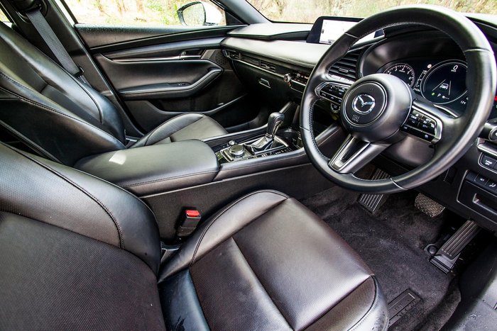 2023 Mazda 3 G20 Touring