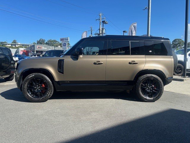 2023 Land Rover Defender 110 D300 X