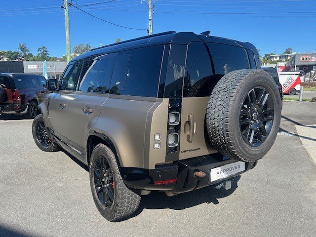 2023 Land Rover Defender 110 D300 X