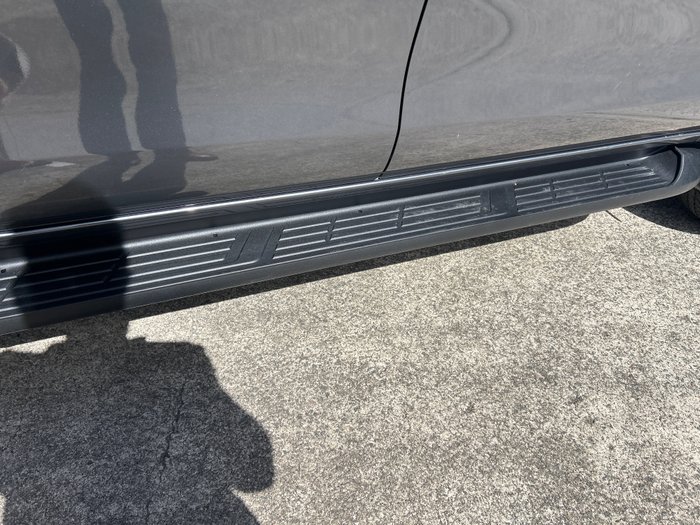 2025 Toyota HiLux SR