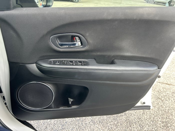 2017 Honda HR-V VTi-S