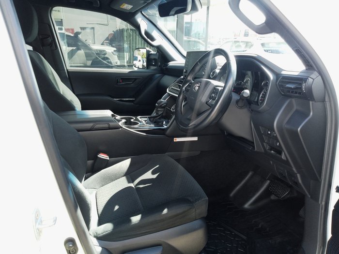 2024 Toyota LandCruiser GXL