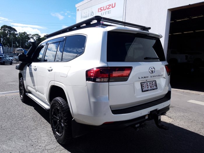 2024 Toyota LandCruiser GXL