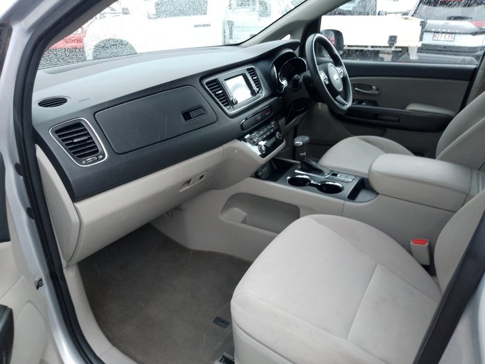 2018 Kia Carnival S