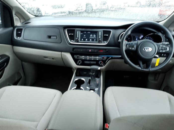 2018 Kia Carnival S