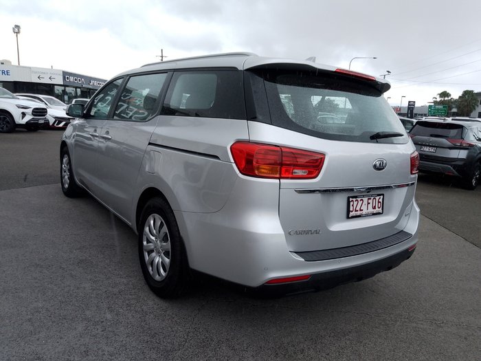 2018 Kia Carnival S