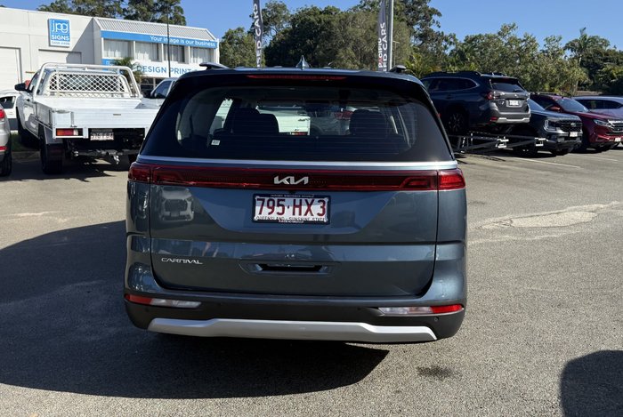 2023 Kia Carnival S