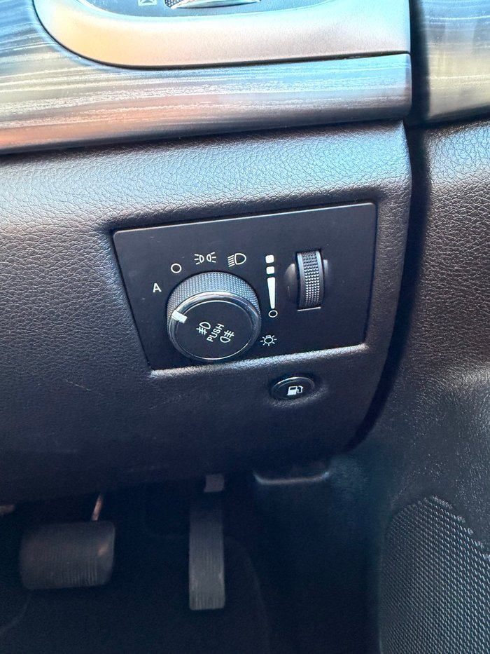 2020 Jeep Grand Cherokee Night Eagle