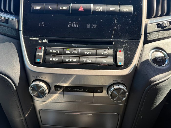 2019 Toyota LandCruiser VX