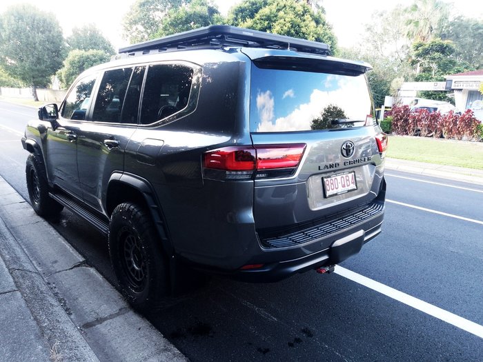 2023 Toyota LandCruiser VX