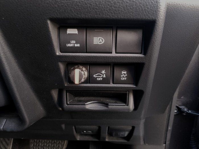 2023 Toyota LandCruiser VX