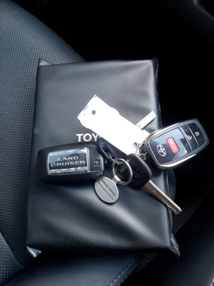 2023 Toyota LandCruiser VX