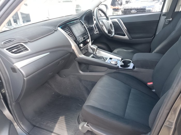 2021 Mitsubishi Pajero Sport GLX