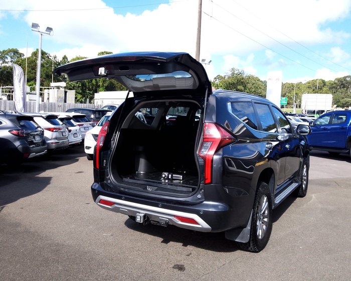 2021 Mitsubishi Pajero Sport GLX