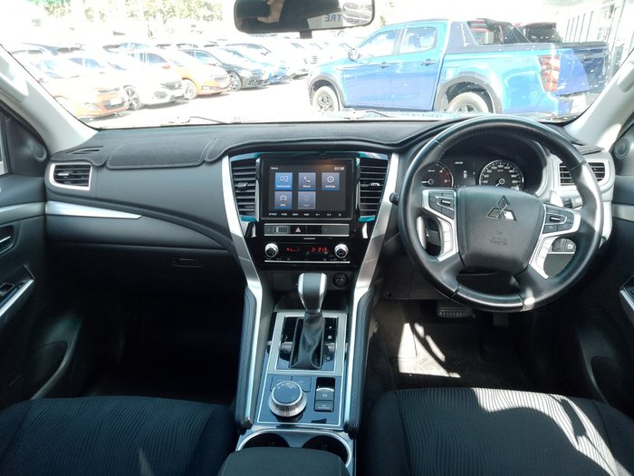 2021 Mitsubishi Pajero Sport GLX