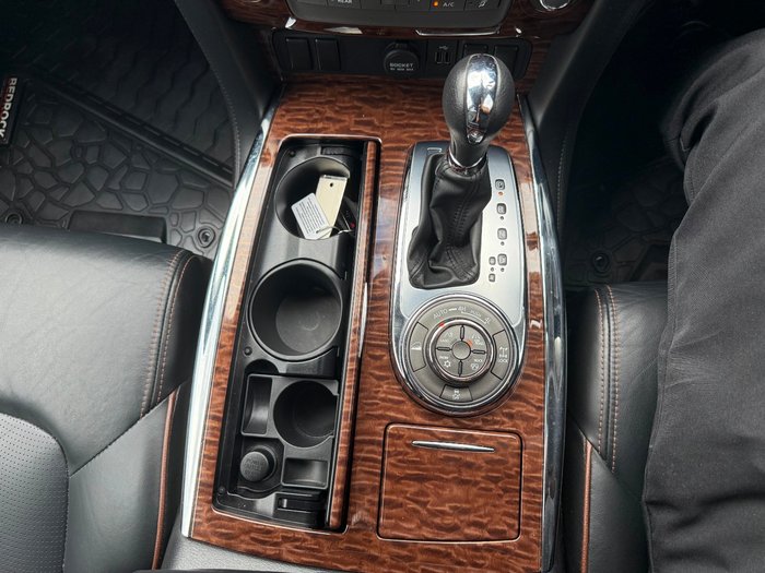 2023 Nissan Patrol Ti