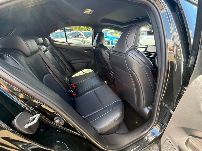 2024 Lexus UX UX300h F Sport