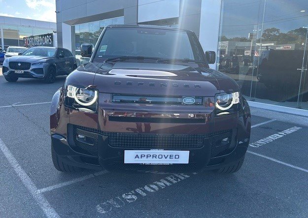 2025 Land Rover Defender 110 D350 Sedona Edition