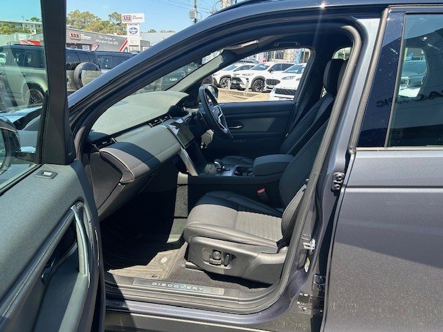 2024 Land Rover Discovery Sport P250 Dynamic SE