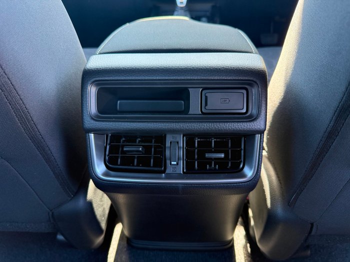 2025 Isuzu D-MAX LS-U