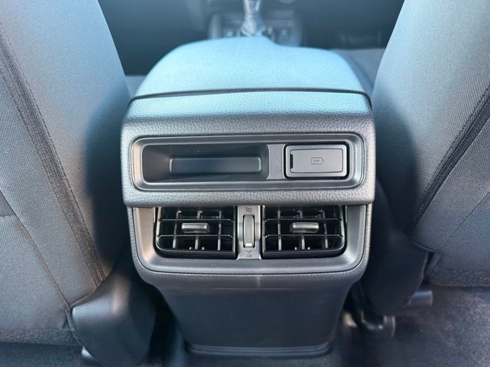 2025 Isuzu D-MAX X-RIDER